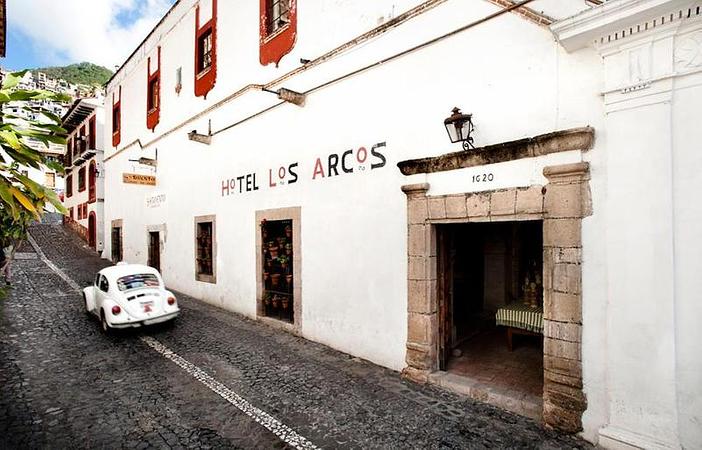 Hotel Los Arcos