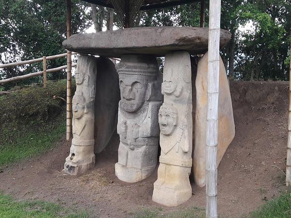Tour Parques Arqueologicos San Agustin Y Tierradentro