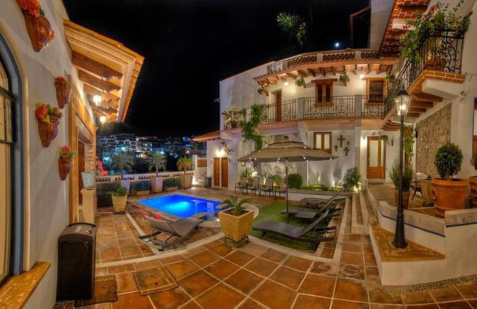 Hotel Santa Paula   Taxco