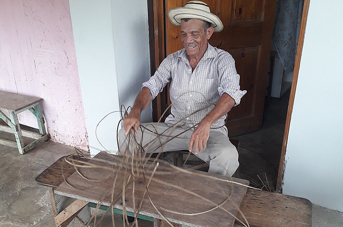 Tour De Artesanía Local