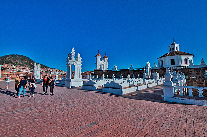 Sucre And Surroundings